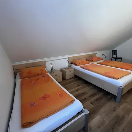 Apartmenthaus Gaertner Kochersteinsfeld Buitenkant foto